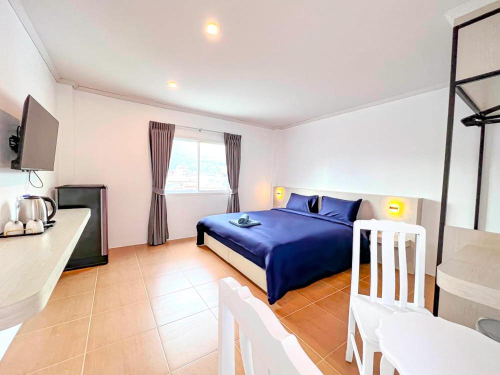 88 House Patong Hotel Buitenkant foto