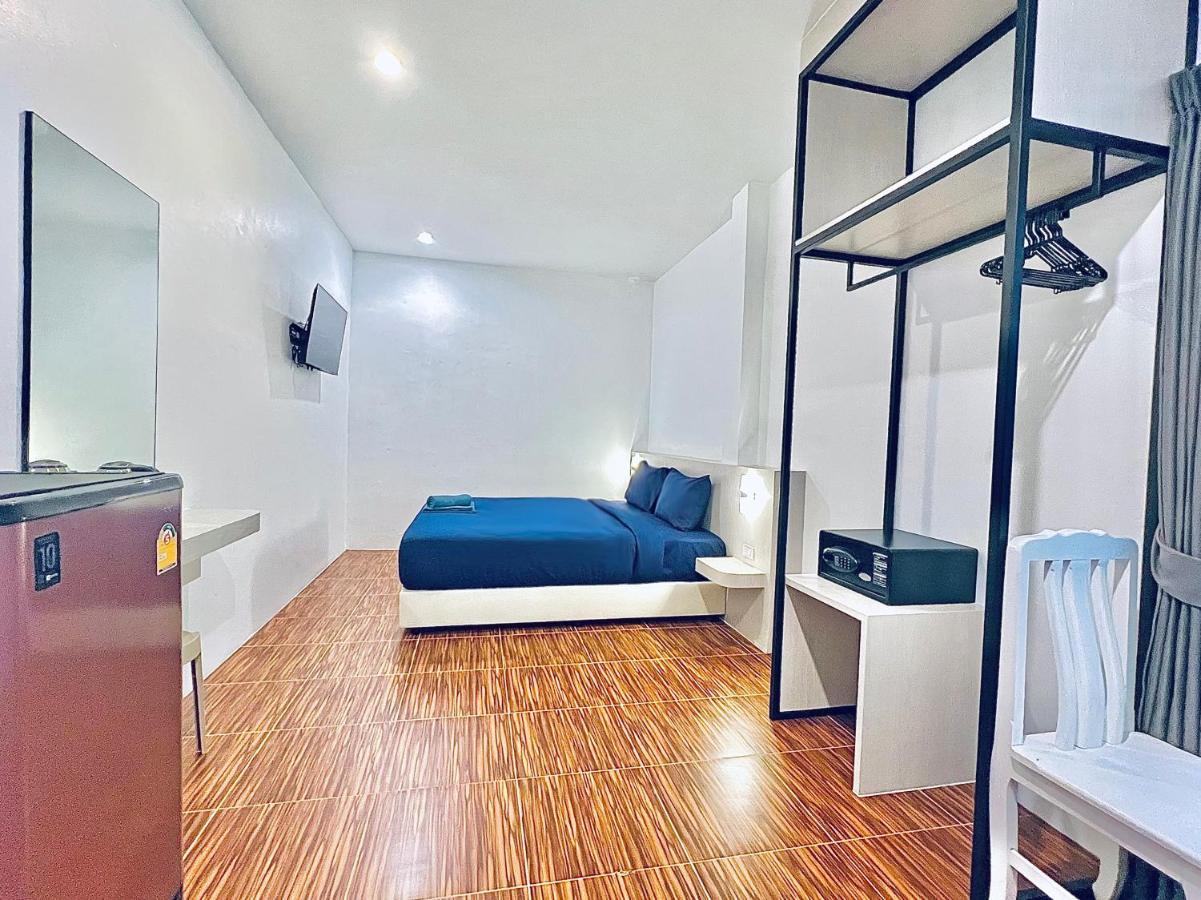 88 House Patong Hotel Buitenkant foto