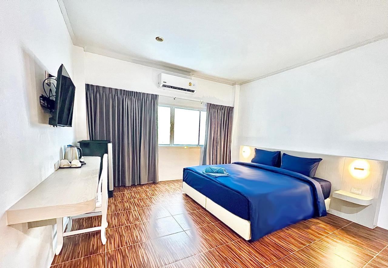 88 House Patong Hotel Buitenkant foto