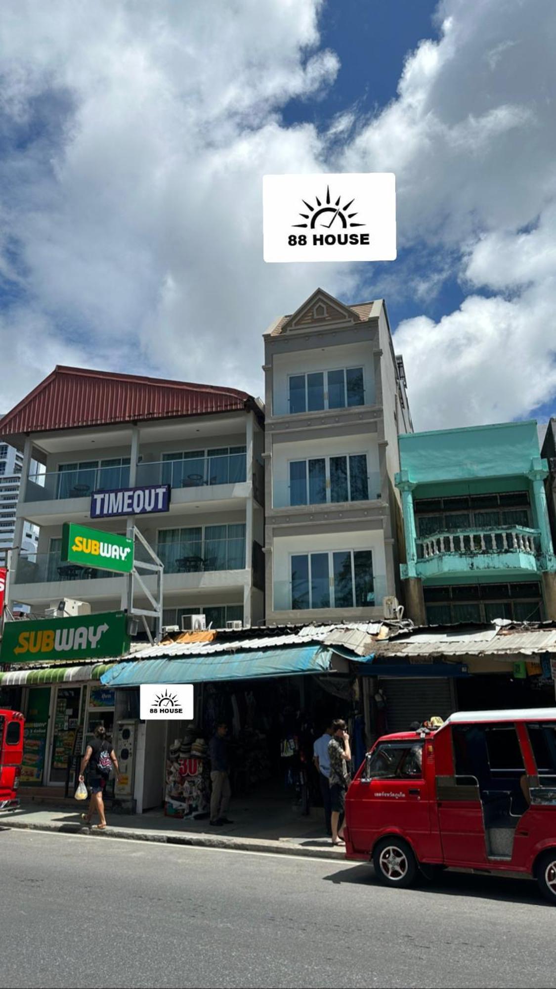 88 House Patong Hotel Buitenkant foto
